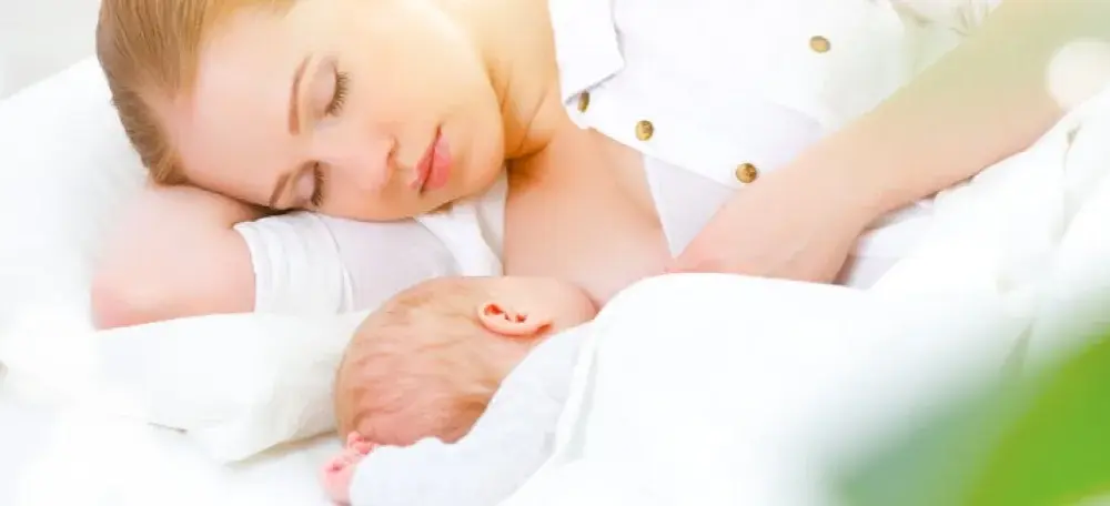 Ból głowy podczas karmienia? Sprawdzone sposoby na szybką ulgę dla mamy